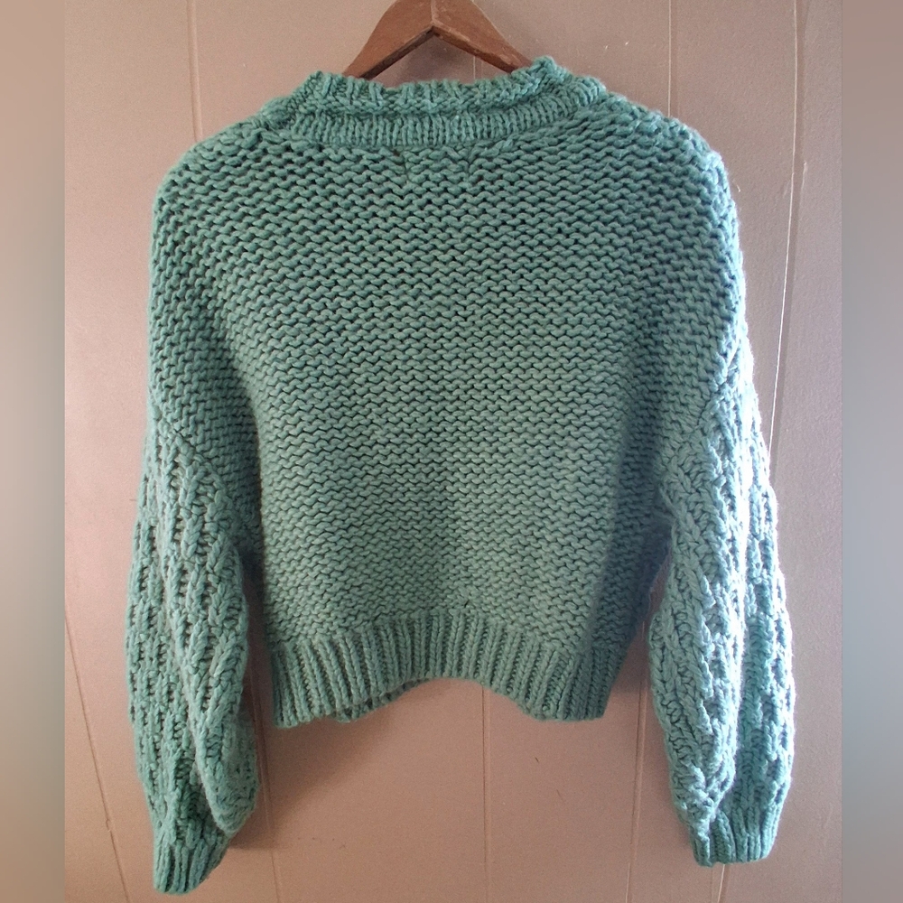 Cropped And Chunky Wool Blend Sweater From Universal Thread In Green Size M - Picture 4 of 6
